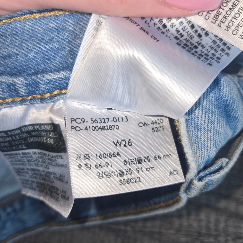 Levis 501 Original High Waisted Denim Cut Off Shorts Light Wash Blue W26 - Picture 6 of 10